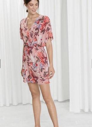 Платье короткое вискозное в цветочный принт от other stories размер м-л