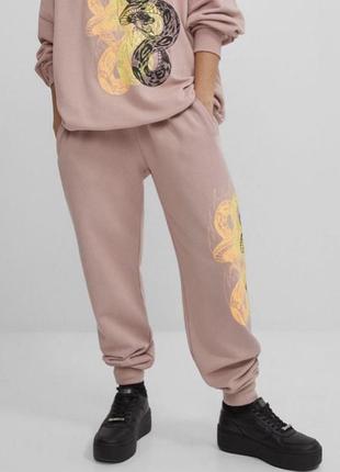 Штаны спортивные от bershka / штанишки / джоггеры