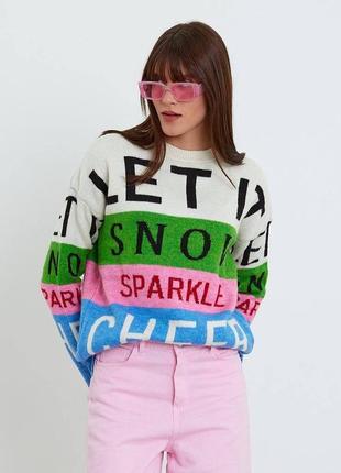 Свитер с принтом2 фото