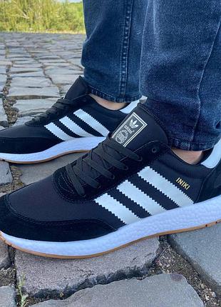 Кроссовки adidas iniki