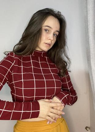 Топ с рукавами