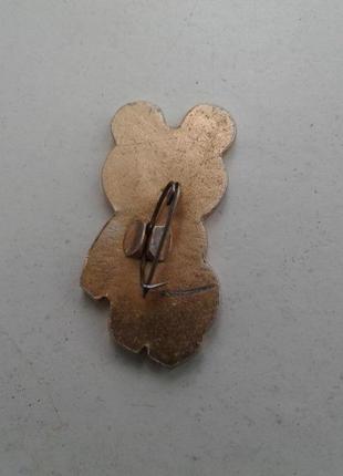 Брошь-значок винтаж ссср "олимпийский мишка"2 фото