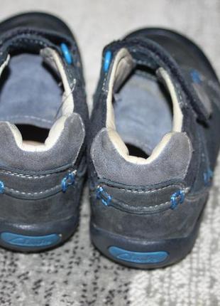 Замшевые ботинки clarks first shoes размер 6 н на 234 фото