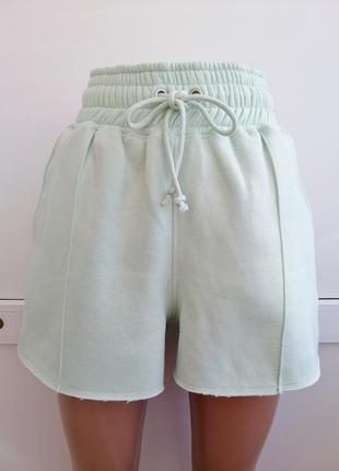 Шорты бирюзового мятного цвета на флисе теплые
