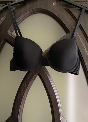 Шикарний, базовий, бюстгальтер, чорного кольору, від бренду: h&m 🌺