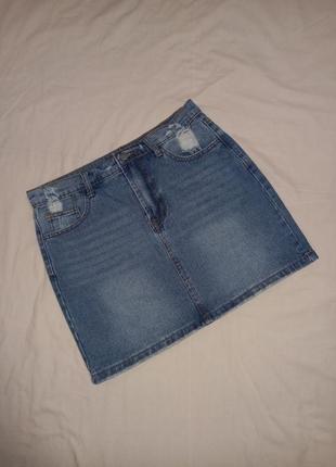 Трендовая джинсовая юбка юбка с потертостями3 фото