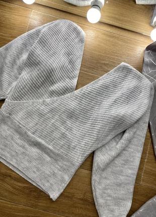Женственный акриловый теплый свитер на запах2 фото