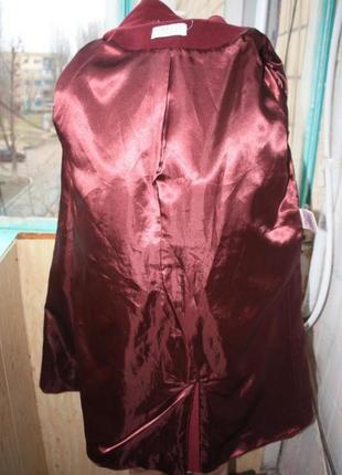 Стильное пальто цвета марсала-бургунде 70% шерсть7 фото