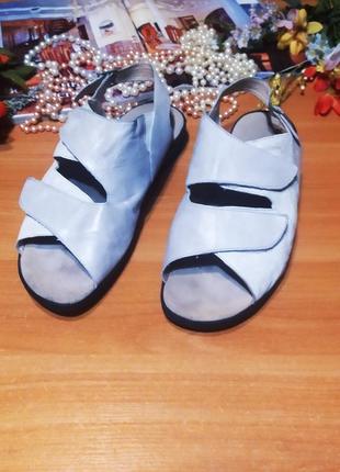 43р 28 см мегакласні ортопедичні босоніжки на широкі чи проблемні ніжки.