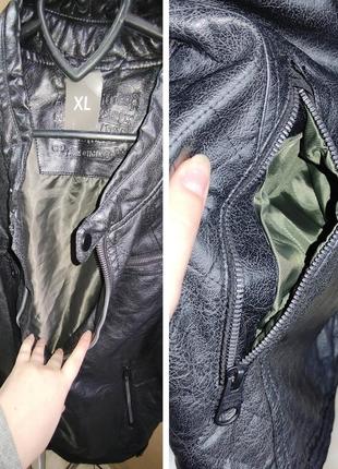 Чодовіча байкерська куртка із штучної шкіри чорна шкірянка5 фото