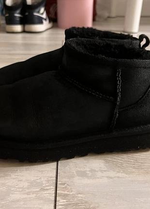 Ugg mini 2