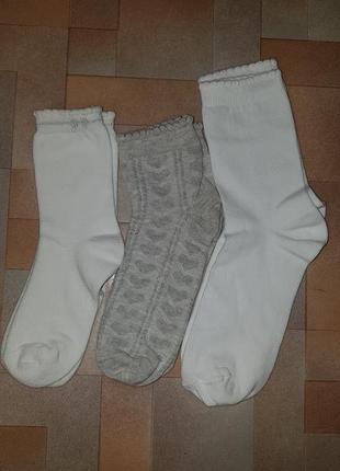 Шкарпетки білі та сірі ажурні george, primark4 фото