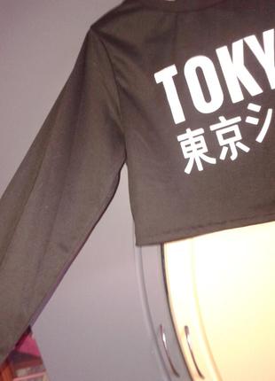 Укороченный японский токио свитшот черный на девушку6 фото