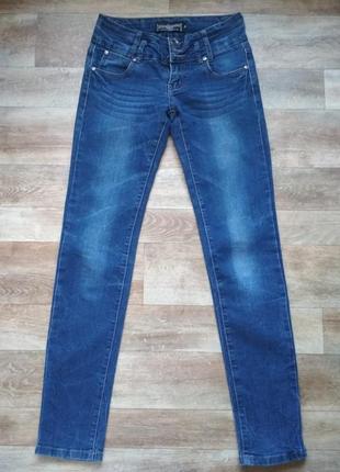 Отличные стрейчевые джинсы madonna р. xs, замеры на фото1 фото
