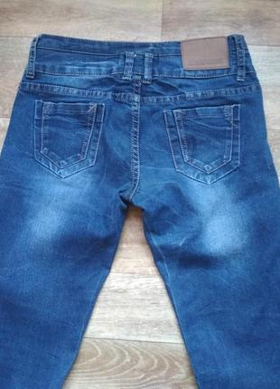 Отличные стрейчевые джинсы madonna р. xs, замеры на фото4 фото