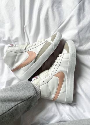 Nike blazer mid vintage 77 white pink4 фото