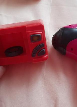 Іграшки для дівчинки. фен і мікрохвильовка.