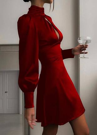 Шикарна сукня з горловиною❣️