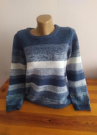 Женский свитер