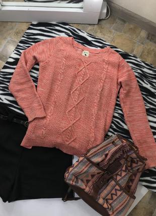 Яркий демисезонный свитер