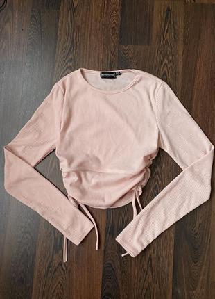 Стильный лонгслив в корсетном стиле с затяжками по бокам pretty little thing