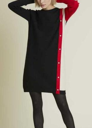 Платье туника черного цвета с красными вставками derhy, франция1 фото