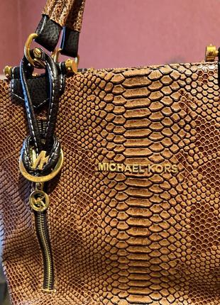 Дуже красива сумочка michael kors