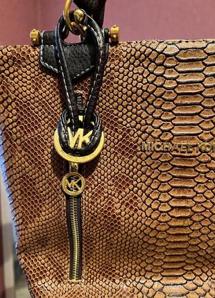 Дуже красива сумочка michael kors