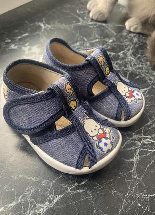 Тапки валді 19р 2