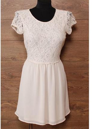Романтично-женственное платье из гипюра и легкого шифона р. м