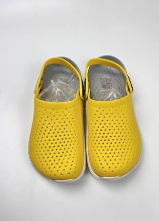 Крокси жіночі жовті2 фото
