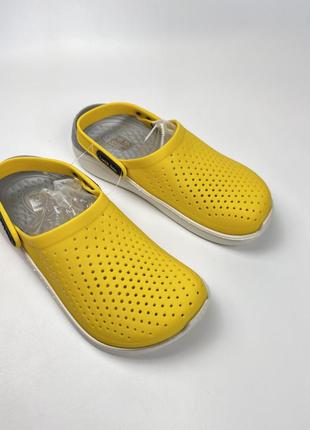 Крокси жіночі жовті4 фото