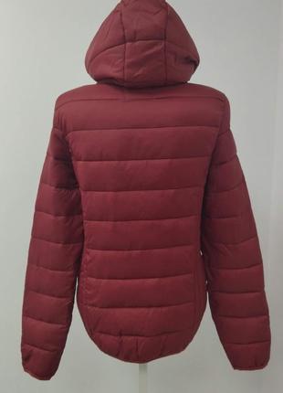 Классная куртка красного цвета tom&rose, р. s4 фото