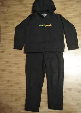 Спортивный костюмчик east peak