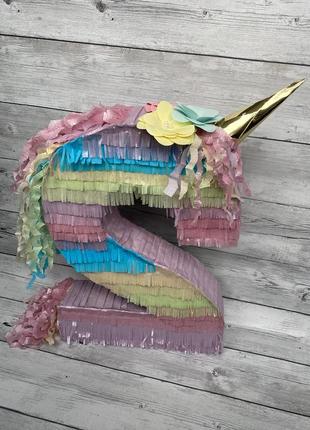 Объёмная цифра 2 в стиле единорога