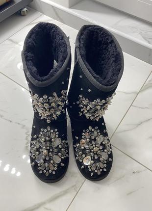 Натуральные угги в камнях