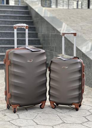Качественный чемодан от польского производителя,wings,противоударный пластик,гарное качество4 фото