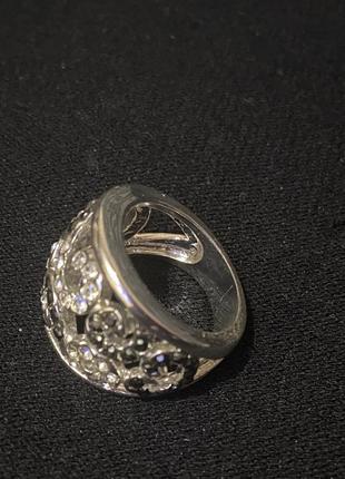 Кольцо женское бижутерия avon2 фото