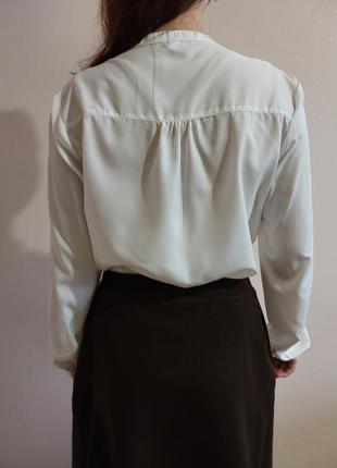 Блуза украшена вышивкой из бисера 46-48 размера3 фото