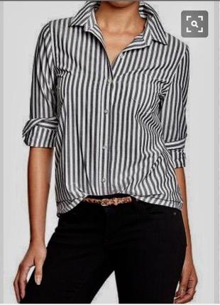 Очень красивая и стильная брендовая блузка в полоску.