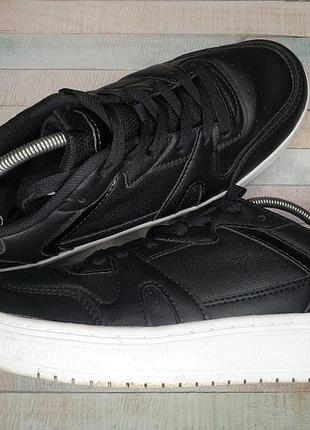 Кроссовки graceland