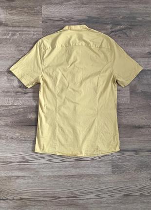 Желтая приталенная рубашка asos с коротким рукавом3 фото
