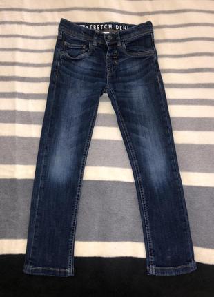 Джинсы palomino на 7 лет ростом 122 см.