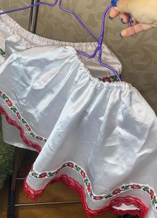 Украинский костюм вышиванка9 фото