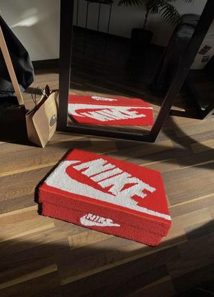 Килим nike box