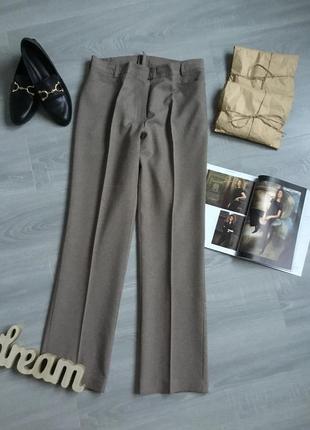Стильные базовые брюки прямого кроя на комфортном поясе размер m2 фото