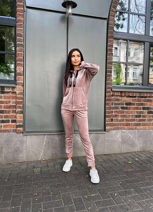 Женский спортивный костюм8 фото