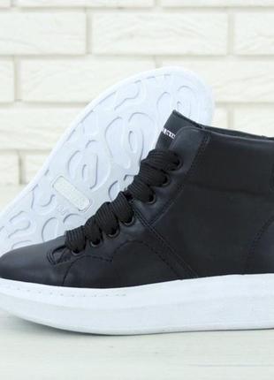 Женские кроссовки alexander mcqueen hi black white черные3 фото