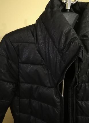 Жіноче пальто