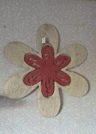 Штучні квіти із водоростей , декор